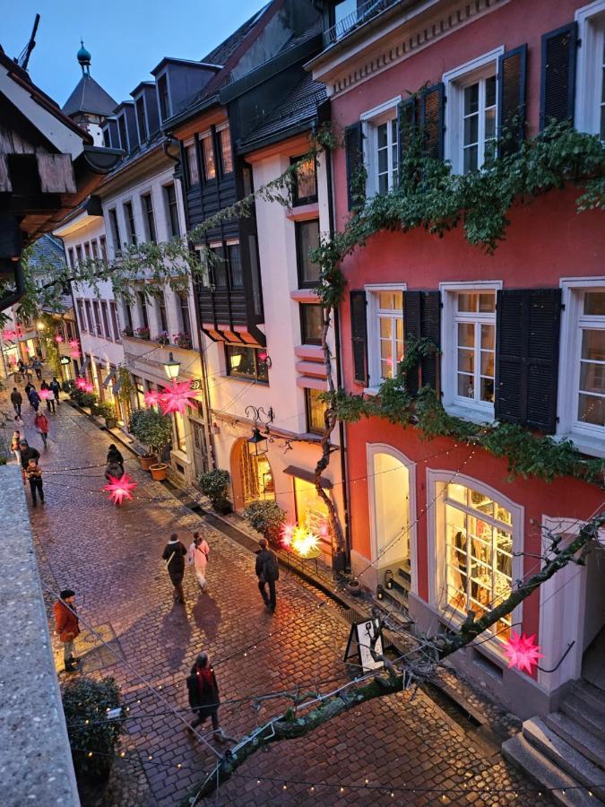 Kreuzblume Hotel & Weinstube Friburgo em Brisgóvia Exterior foto